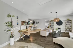 167 Torrey Pines Point, Naples, FL 34113 - Photo 6