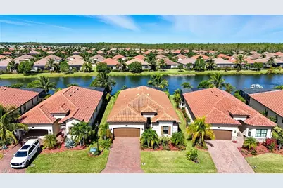 28076 Foxrock Ct, Bonita Springs, FL 34135 - Photo 4