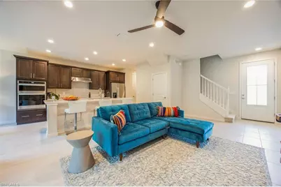 13057 Pembroke Dr, Naples, FL 34105 - Photo 8