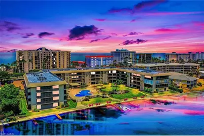 3200 Gulf Shore Blvd N #401, Naples, FL 34103 - Photo 2