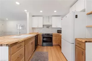 2432 Washington Ave, Naples, FL 34112 - Photo 10