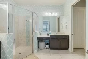 8160 Venetian Pointe Dr, Fort Myers, FL 33908 - Photo 24