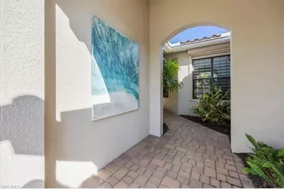 8160 Venetian Pointe Dr, Fort Myers, FL 33908 - Photo 4