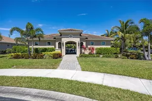 8160 Venetian Pointe Dr, Fort Myers, FL 33908 - Photo 44