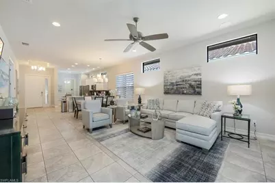 8160 Venetian Pointe Dr, Fort Myers, FL 33908 - Photo 6