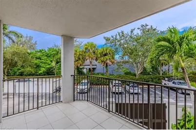 1100 Pine Ridge Rd, Naples, FL 34108 - Photo 18