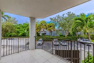 1100 Pine Ridge Rd, Naples, FL 34108 - Photo 18