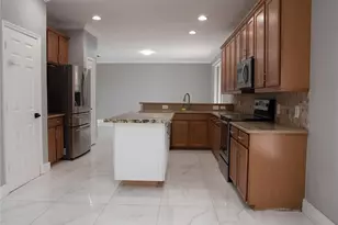 2822 Inlet Cove Ln W, Naples, FL 34120 - Photo 6
