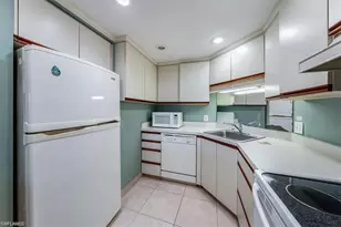 3 Bluebill Ave, Naples, FL 34108 - Photo 28