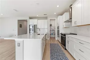 2055 Grove Dr, Naples, FL 34120 - Photo 14