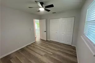 3181 Poinciana Dr, Naples, FL 34105 - Photo 12