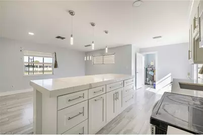 339 Beachwood Ave W, Lehigh Acres, FL 33936 - Photo 4