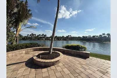 4801 Corian Ct, Naples, FL 34114 - Photo 10