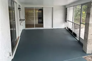 1513 SW 52nd Ln, Cape Coral, FL 33914 - Photo 2