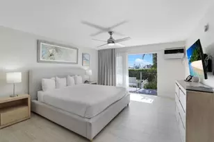 900 Broad Ave S, Naples, FL 34102 - Photo 4