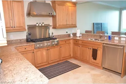 275 Indies Way #403, Naples, FL 34110 - Photo 6