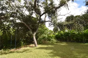 212 Antis Dr, Rotonda West, FL 33947 - Photo 12