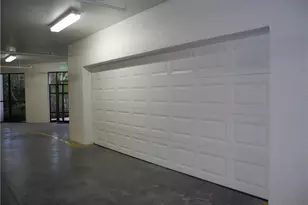 445 Cove Tower Dr, Naples, FL 34110 - Photo 8