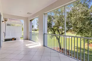 2375 Mont Claire Dr, Naples, FL 34109 - Photo 30