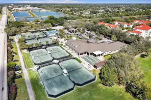 2375 Mont Claire Dr, Naples, FL 34109 - Photo 40