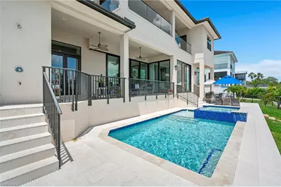 388 Pine Ave, Naples, FL 34108 - Photo 36