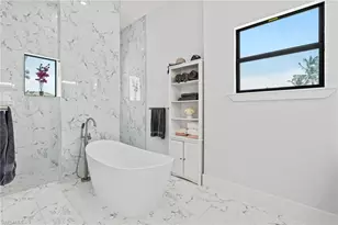 388 Pine Ave, Naples, FL 34108 - Photo 18