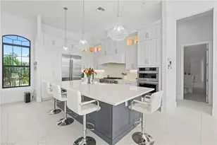 388 Pine Ave, Naples, FL 34108 - Photo 12