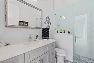 388 Pine Ave, Naples, FL 34108 - Photo 26
