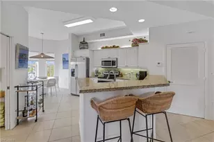 410 Bayfront Pl, Naples, FL 34102 - Photo 6