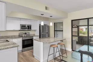 144 Clyburn Way W, Marco Island, FL 34145 - Photo 4