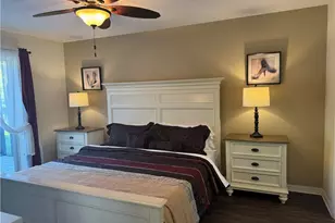 911 SE 21st Ln, Cape Coral, FL 33990 - Photo 12