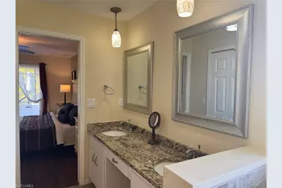 911 SE 21st Ln, Cape Coral, FL 33990 - Photo 14