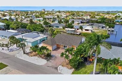 421 Connecticut St, Fort Myers Beach, FL 33931 - Photo 34