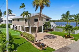 205 Bayview Ave, Fort Myers Beach, FL 33931 - Photo 44