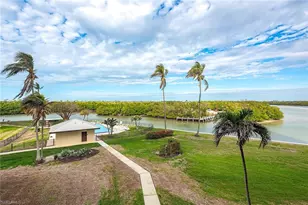 17 Bluebill Ave, Naples, FL 34108 - Photo 2