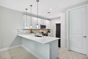7570 Rockefeller Dr, Naples, FL 34119 - Photo 10