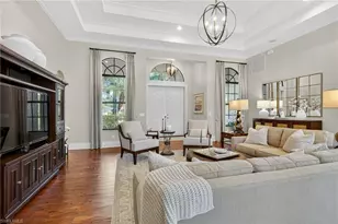 990 Tivoli Ct, Naples, FL 34104 - Photo 18