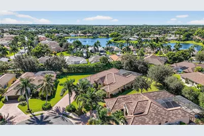 990 Tivoli Ct, Naples, FL 34104 - Photo 38