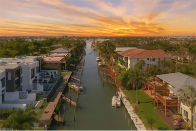 1686 Blue Point Ave #B5, Naples, FL 34102 - Photo 2