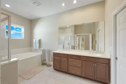 9221 Quartz Ln #9-202, Naples, FL 34120 - Photo 24