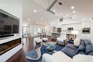 748 Reef Point Cir, Naples, FL 34108 - Photo 8