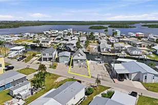 850 Oak St, Fort Myers Beach, FL 33931 - Photo 6
