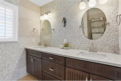 850 Oak St, Fort Myers Beach, FL 33931 - Photo 16