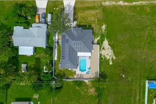 326 NE 10th Terrace, Cape Coral, FL 33909 - Photo 24