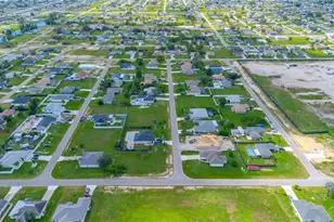326 NE 10th Terrace, Cape Coral, FL 33909 - Photo 30