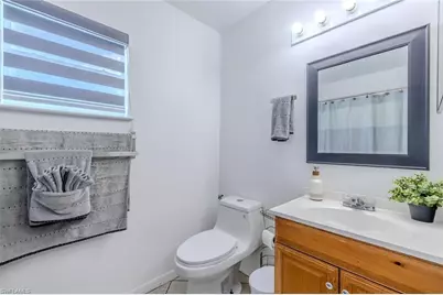 326 NE 10th Ter, Cape Coral, FL 33909 - Photo 2