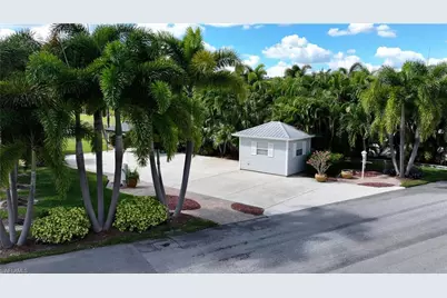 5584 Brightwood Dr, Fort Myers, FL 33905 - Photo 2