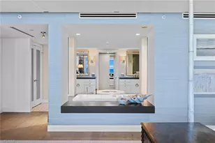 11125 Gulf Shore Dr, Naples, FL 34108 - Photo 20