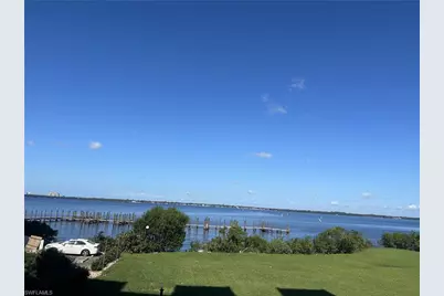 2885 Palm Beach Blvd #103, Fort Myers, FL 33916 - Photo 1