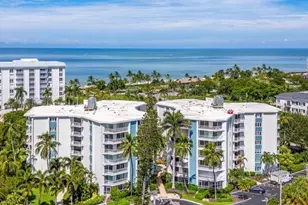 1300 Gulf Shore Blvd N, Naples, FL 34102 - Photo 4